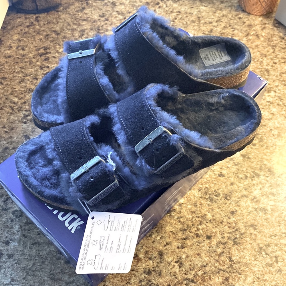 Birkenstock- midnight  Arizona shearling